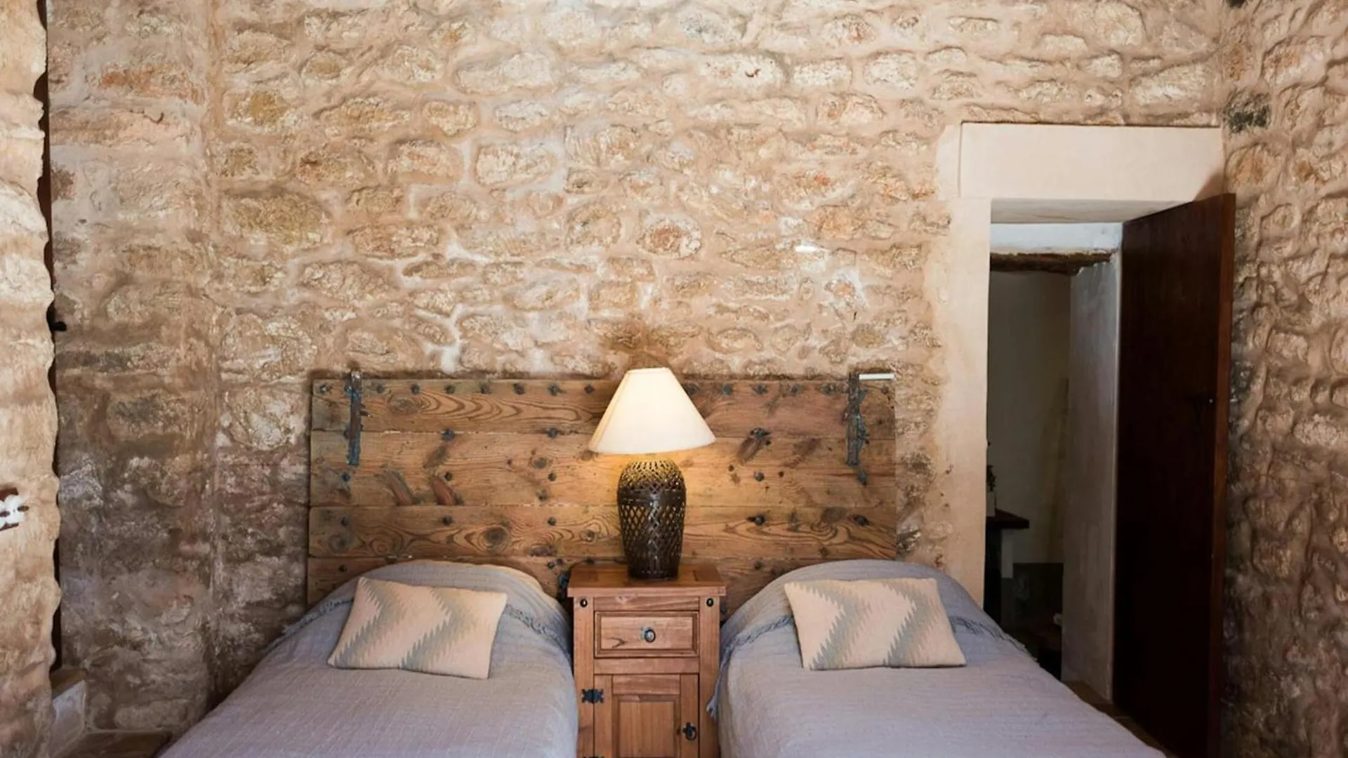 Beautiful Villa In A Romantic Gateway Santa Gertrudis