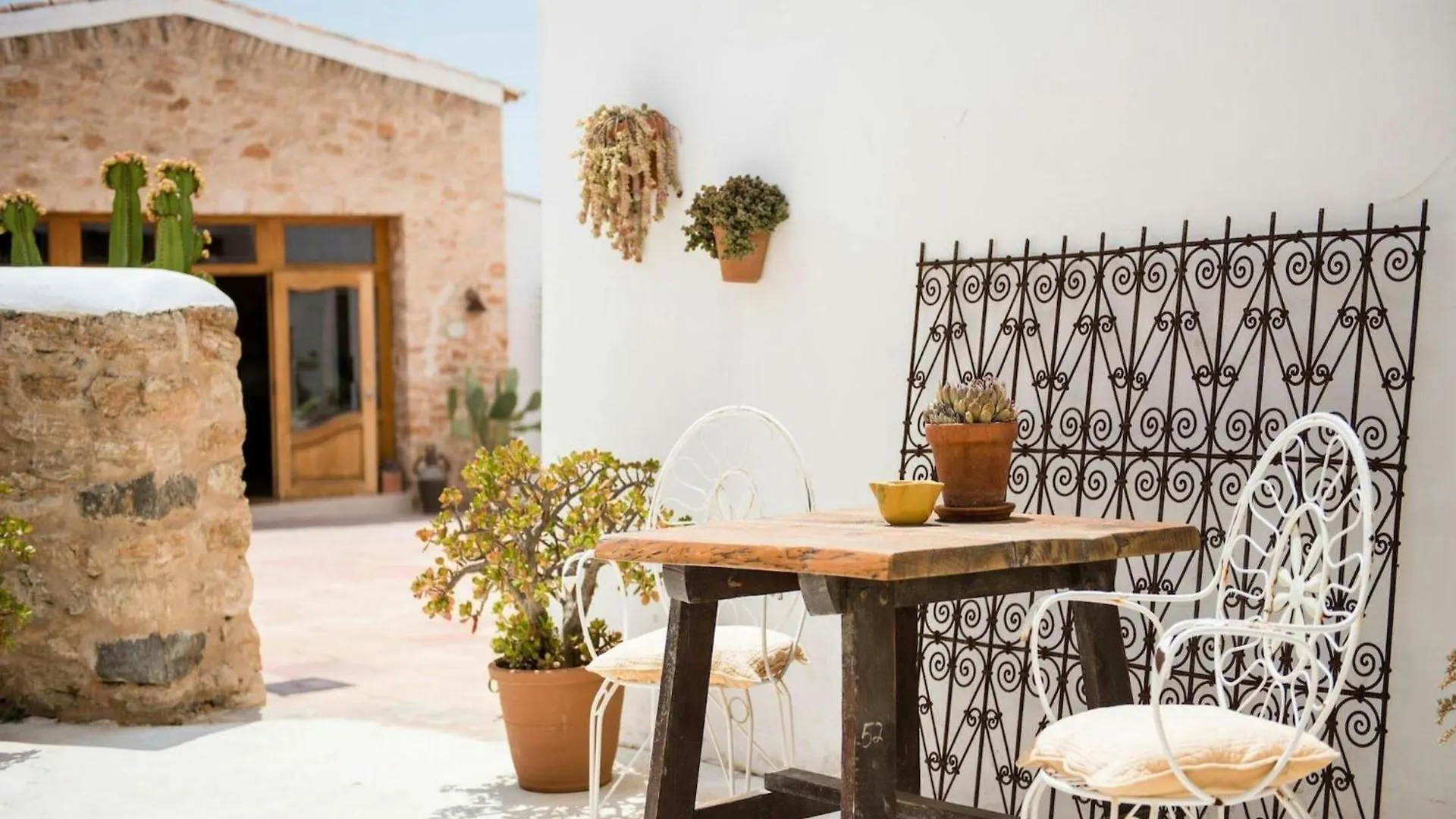 Beautiful Villa In A Romantic Gateway Santa Gertrudis  Espanha