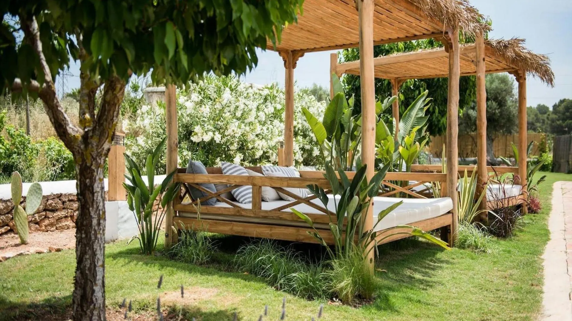 Beautiful Villa In A Romantic Gateway Santa Gertrudis  0*, Santa Gertrudis (Ibiza) Espanha